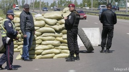 В Киевской области Нацгвардия задержала 8 человек с арсеналом оружия