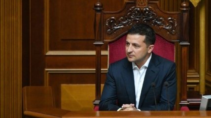 КС признал неконституционным закон Зеленского об уполномоченных Рады