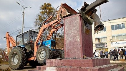 В Украине усилят ответственность за повреждение памятников