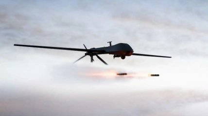 Атаки дронів зазнали військові об’єкти
