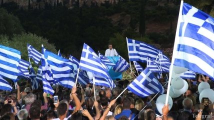 День до выборов: греческая оппозиция обошла по популярности правящую партию 