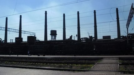 Ни зарплаты, ни отпуска, ни увольнения: в сети рассказал о «рабстве» на заводе в Алчевске