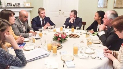 Нардеп Найем призывает Тиллерсона "говорить с лидерами Украины прямо"