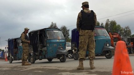 В здание парламента Афганистана попала ракета