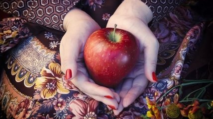 Яблочный Спас 2019: популярные и необычные гадания для девушек