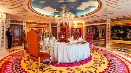 Роскошь: как выглядит самый дорогой номер семизвездочного отеля в Дубае (Фото) 