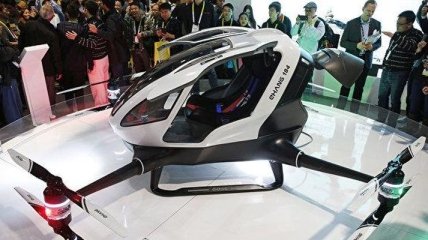 Китай первый в мире провел успешное испытание пассажирского беспилотника