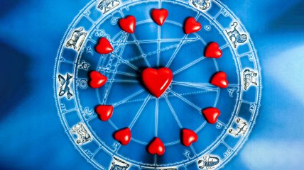 Астролог озвучил любовный гороскоп на август