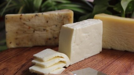 Смачний та корисний сир без клопоту та суєти