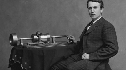 Томас Эдисон пытался придумать телефон для общения с мертвыми
