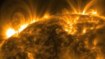 NASA: Солнце оказалось в "плену" магнитных петель