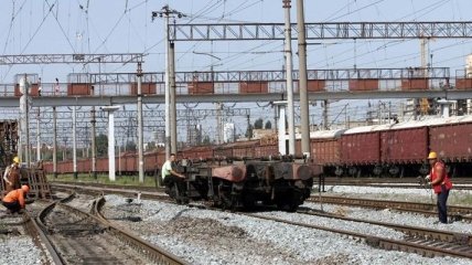 Пять вагонов сошли с рейсов в Киеве 