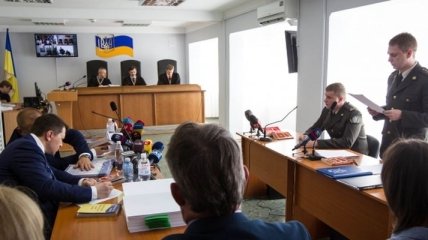 Прокуратура огласила обвинительный акт против Януковича