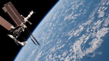Ученые NASA испытали систему дозаправки спутников в космосе