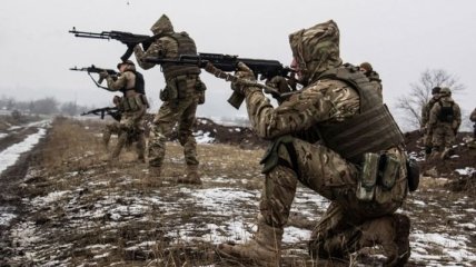 Штаб: Боевики 56 раз обстреляли позиции сил АТО на Донбассе