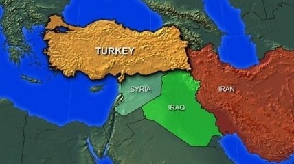 На турецко-сирийской границе возводят 4-метровую стену