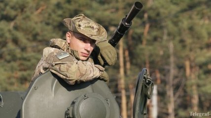 Бойцы "Азова" и ВСУ обезвредили вражеский танк