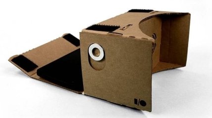 Google готовит совместный продукт в области виртуальной реальности