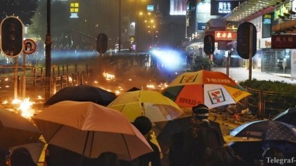 Будут блокировать дороги в "час пик": протестующие Гонконга готовятся к новым акциям