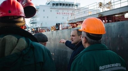 В Украину прибыл уже третий танкер с нефтью для Беларуси