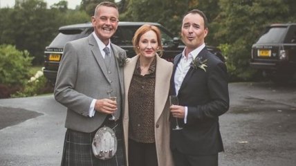 Джоан Роулинг случайно попала на свадьбу шотландской пары