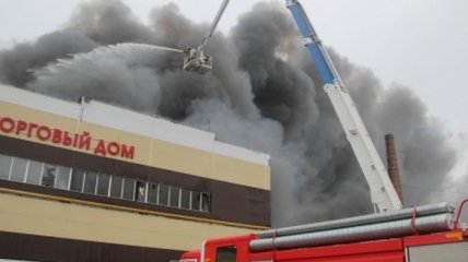 11 тел обнаружили на месте сгоревшего ТЦ в Казани