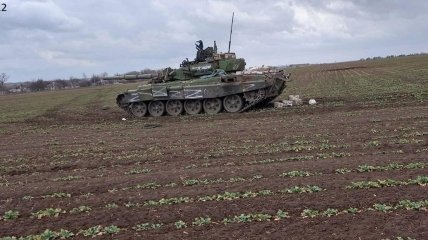 Брошенный российский Т-90 в Украине