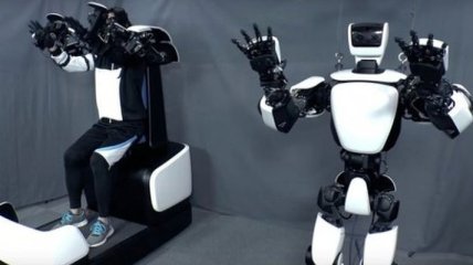 Концерн Toyota представил нового гуманоидного робота (Видео)
