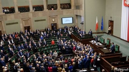 Правительство Польши и журналисты проведут завтра в Сейме переговоры
