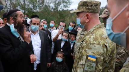 Хасиди прориваються в Україну через Білорусь: на кордоні півтисячі прочан