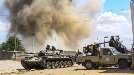 ЕС об обострении конфликта в Ливии: Этому следует немедленно положить конец
