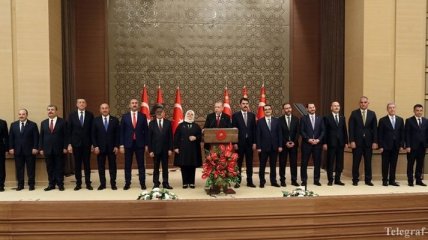 Новая форма правления в Турции: Эрдоган представил новое правительство