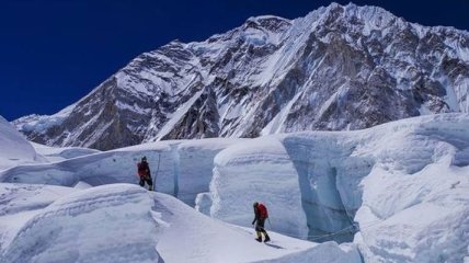 Украинские альпинисты застряли на Эвересте
