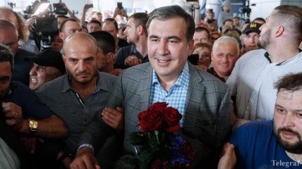 Саакашвили с "Рухом новых сил" идет на выборы в Раду
