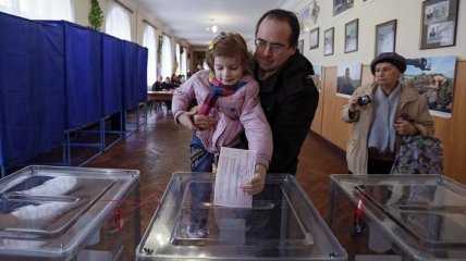 В 19 областях Украины проходят выборы в территориальных громадах