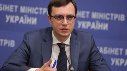 Омелян рассказал, сколько потеряли украинские порты из-за действий РФ в Азове