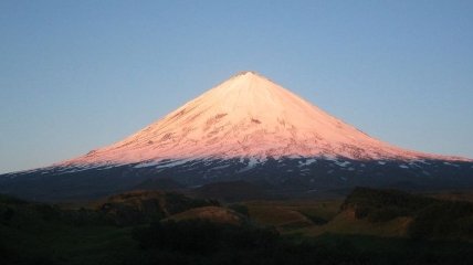 На Камчатке начал извергаться вулкан Ключевский