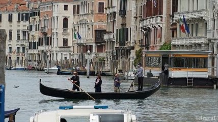 В каналы Венеции вернулись гондолы