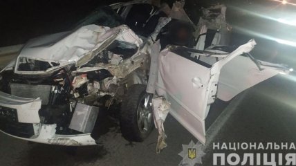 Смертельное ДТП: легковушка столкнулась с фурой на трассе "Киев-Одесса" (Фото)