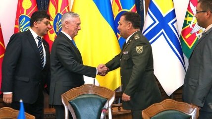Визит главы Пентагона в Киев