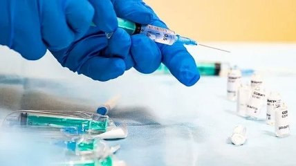В Минздраве уточнили сроки начала вакцинации от коронавируса в Украине