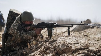 Боевики обстреляли позиции сил АТО в Трехизбенке, есть раненые