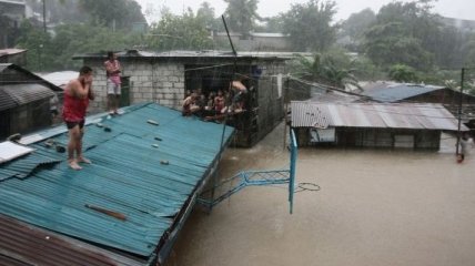 На Филиппинах произошло очередное наводнение: есть погибшие (Видео)