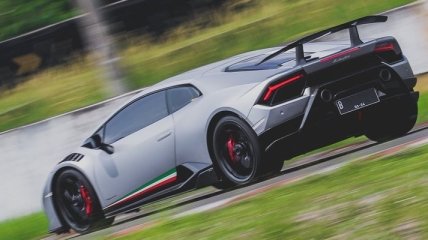Дрифт на Lamborghini Huracan закончился пожаром (Видео)