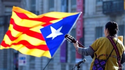 Четверть жителей будут настаивать на независимости Каталонии