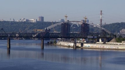 Киевсовет согласовал выделение 400 млн грн на Подольский мост 