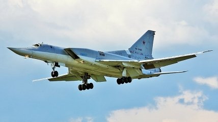 Российский боевой самолет Ту-22м3