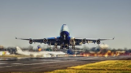 РФ запретит грузинским авиакомпаниям полеты в страну