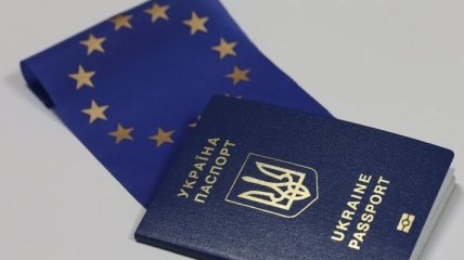 Украинцы обвалили сайт по выдаче загранпаспортов
