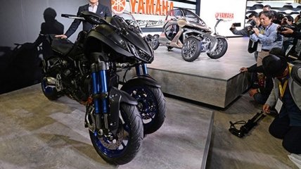 Токийский автосалон: Yamaha представила винтажный 3-колесный спортбайк Niken